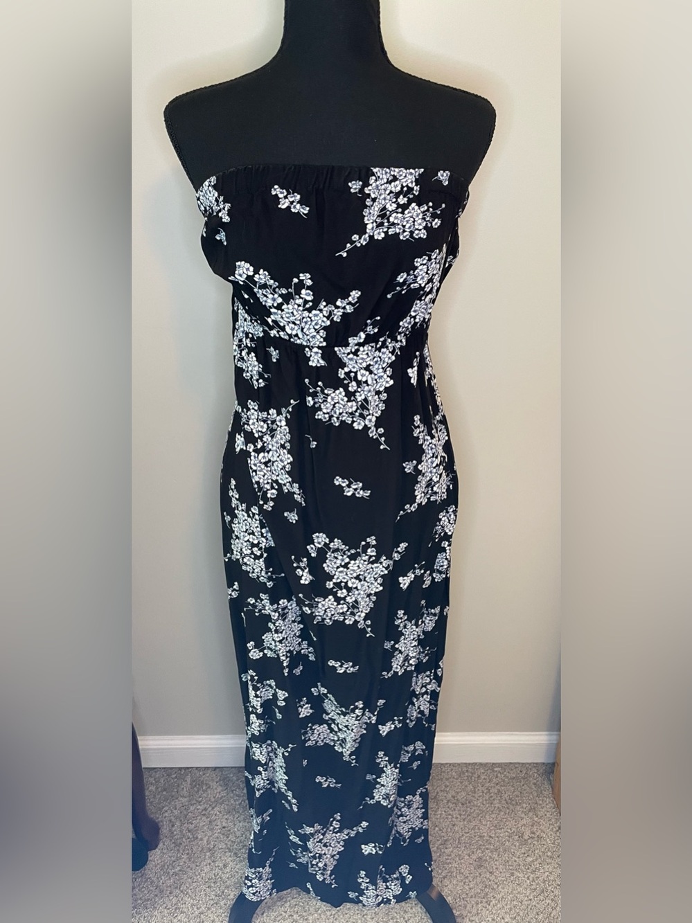 Old Navy Black and White Strapless Floral Maxi Dress